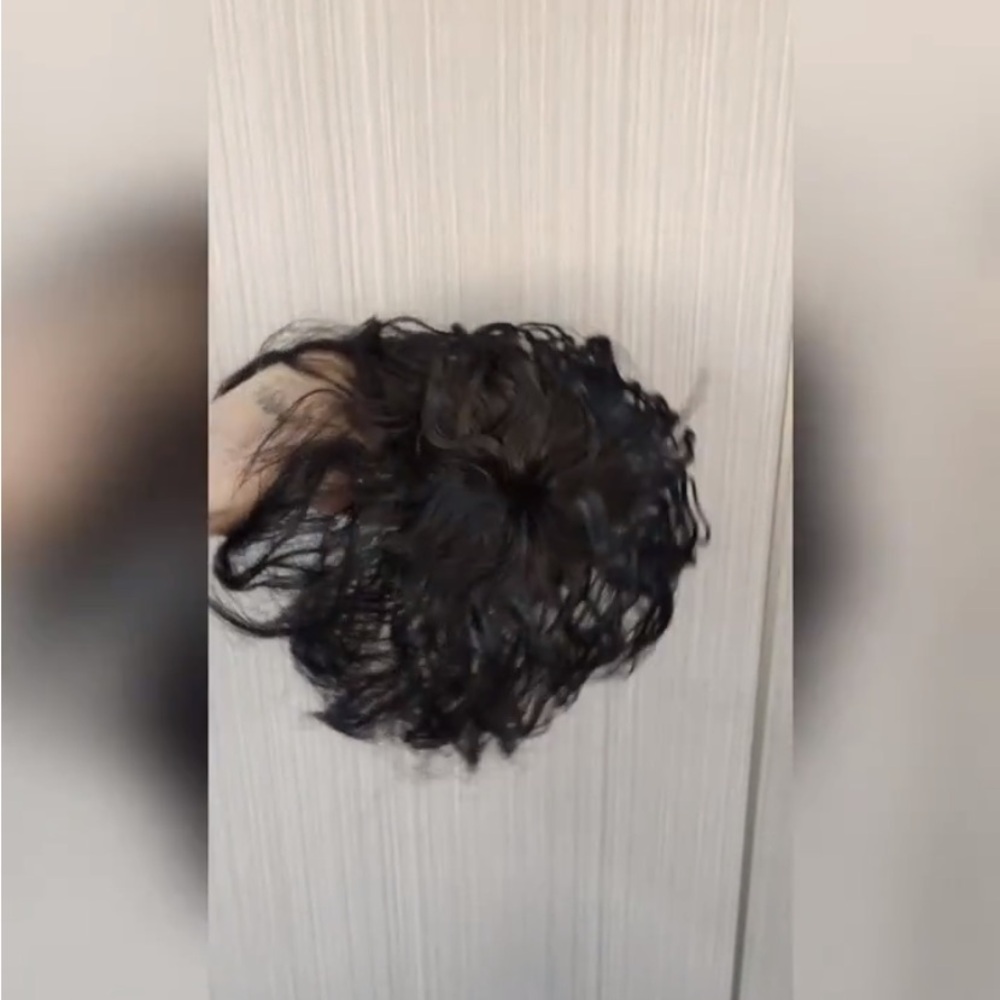 Water ripple hair toper black